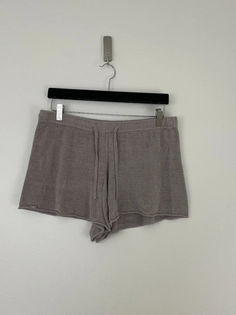Barefoot Dreams CozyChic Ultra Lite Taupe Knit Shorts Size Medium
